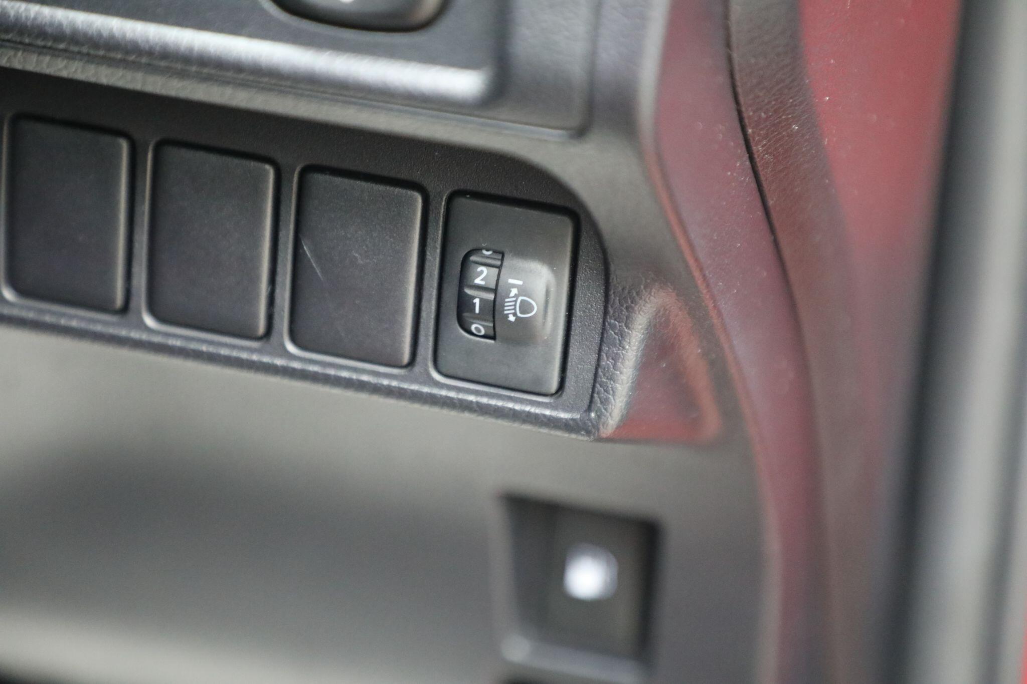 Large vehicle image